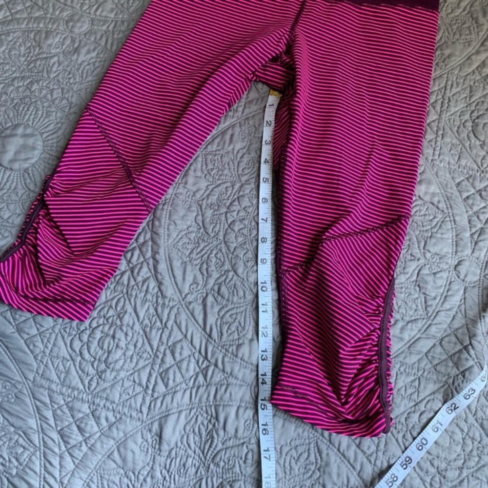 Lululemon  stripped crop leggings size 4  XS - Picture 6 of 8